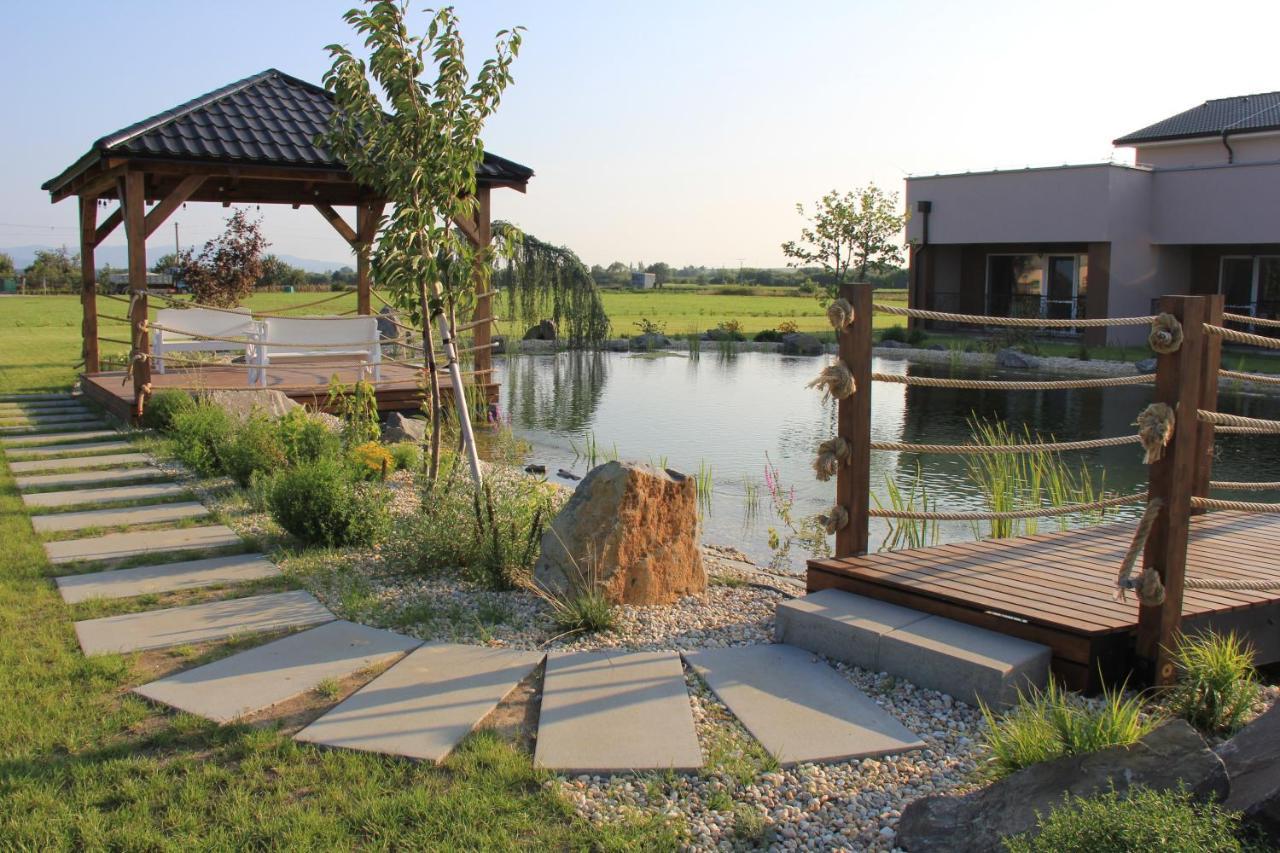 Harmonia Ostratice Hotel Exterior photo